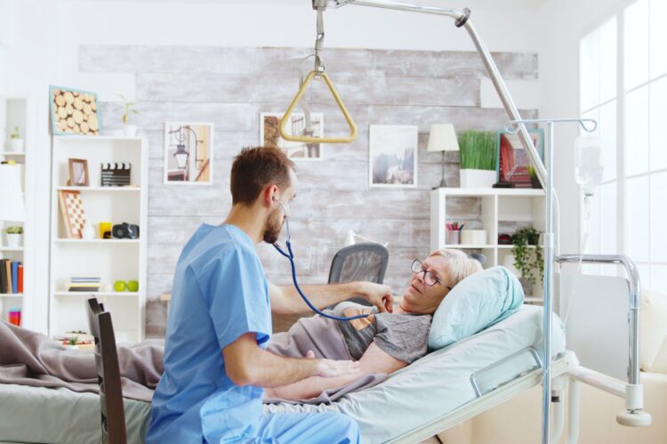 Plano de Saúde deve custear tratamentos Home Care